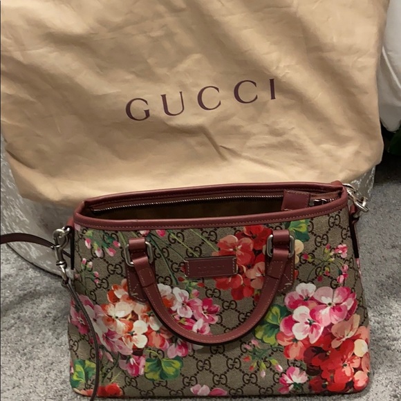 gucci floral handbag